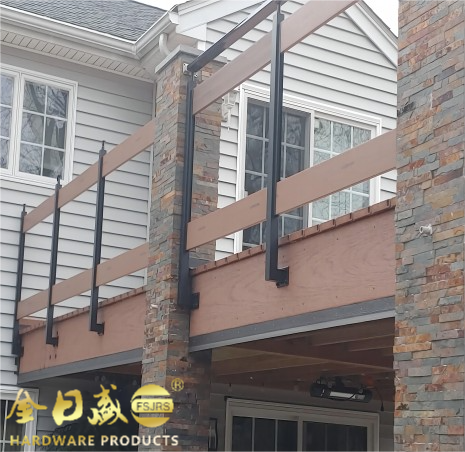 懸掛式陽臺玻璃護欄	